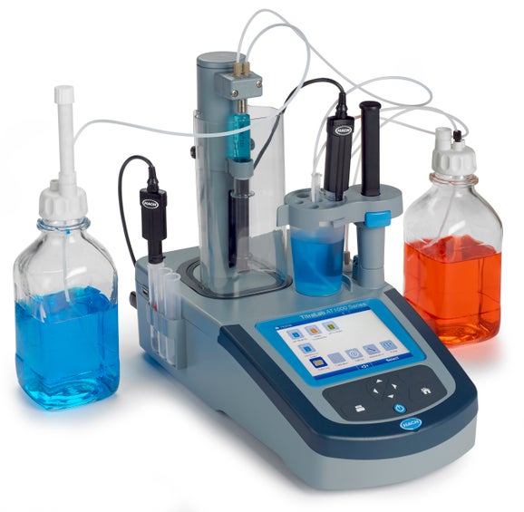 AT1000 Potentiometric Titrator with 1 Burette and 1 Pump - Model AT1112