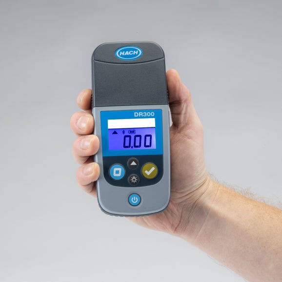 DR300 Pocket Colorimeter, Chlorine, Free + Total, LR/HR, with Box