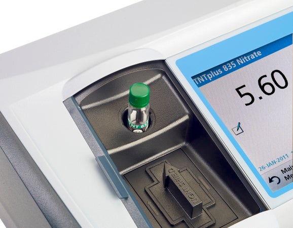 DR3900 Laboratory Spectrophotometer without RFID Technology*