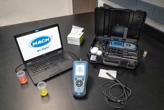 HQ2200 Portable Multi-Meter with pH and Conductivity Electrodes, 1 m Cables