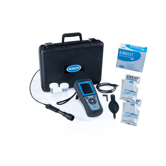 HQ4100 Portable Multi-Meter with Conductivity electrode, 1 m Cable