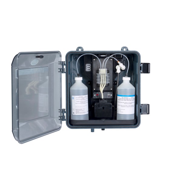 Ultra Low Range CL17sc Total Chlorine Analyzer with Pressure Regulator Installation Kit and SC4500 Controller and Reagents